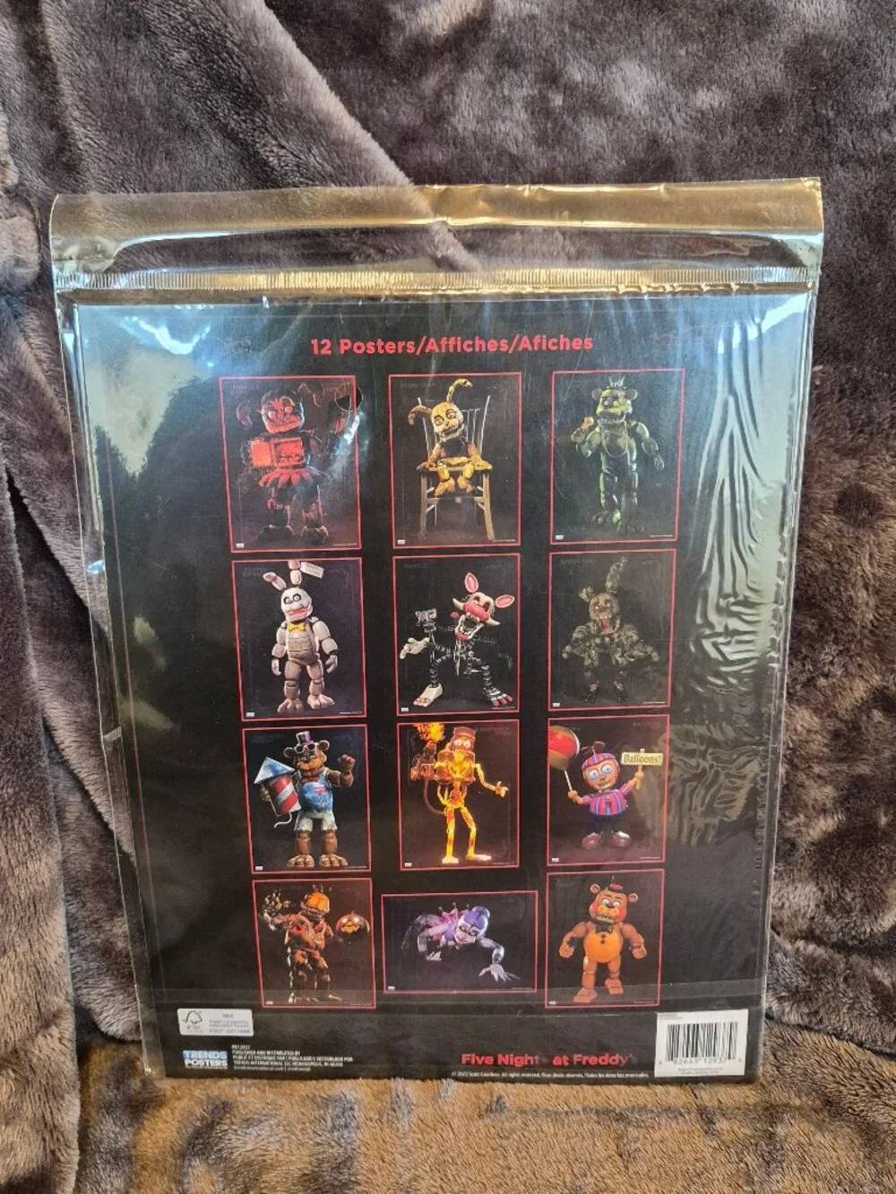 Five Nights at Freddy's 12 Poster Set Freddy Fazbear Paper